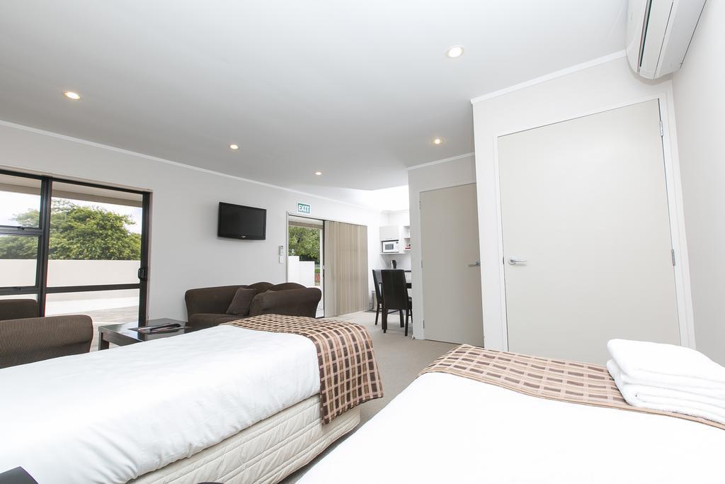 Parkview Motor Inn Pukekohe Exterior photo